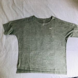new [without tags] Nike Dry Fit workout shirt